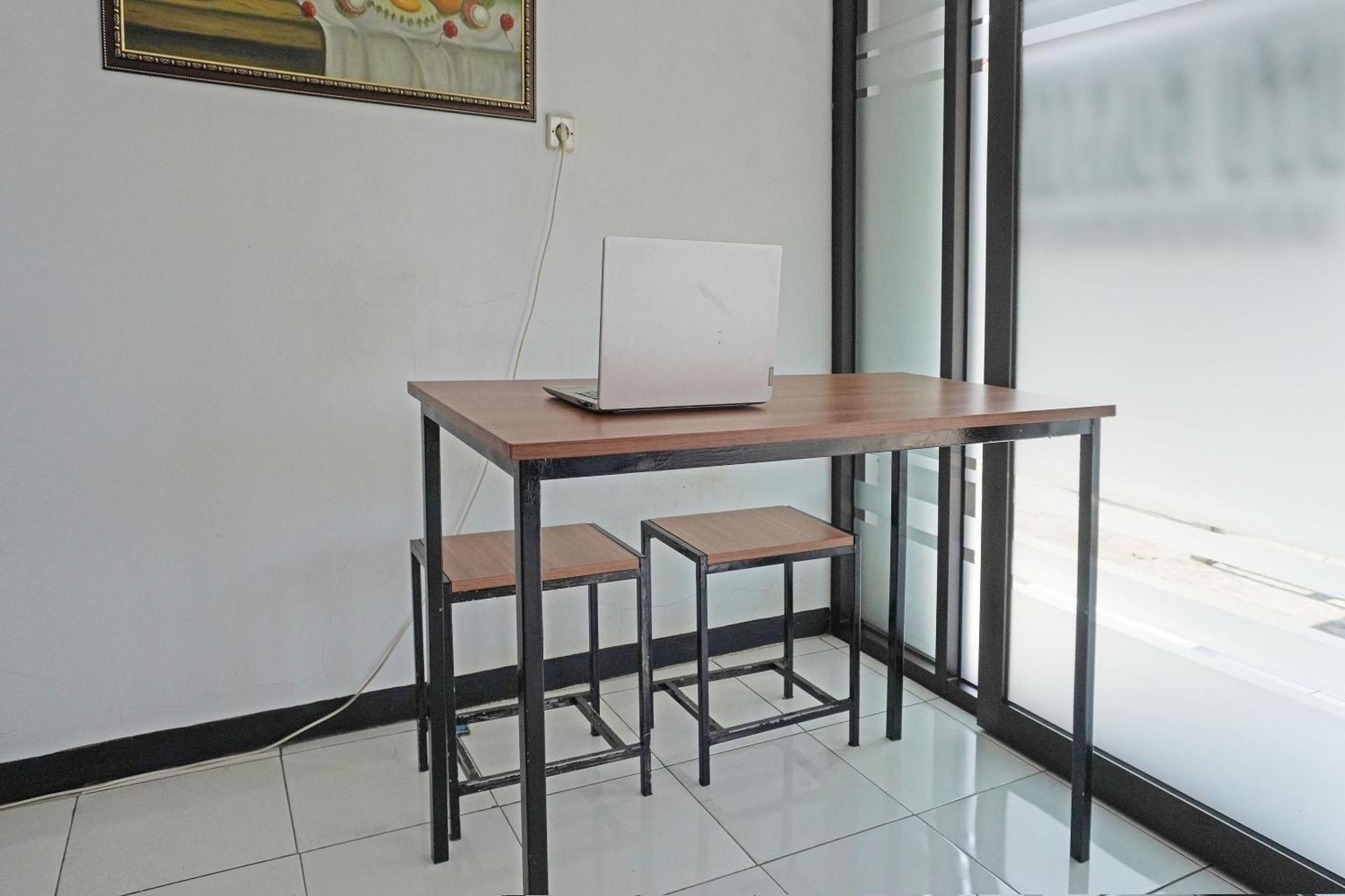 Oyo 91762 Green Home Stay Syariah Purwakarta Luaran gambar