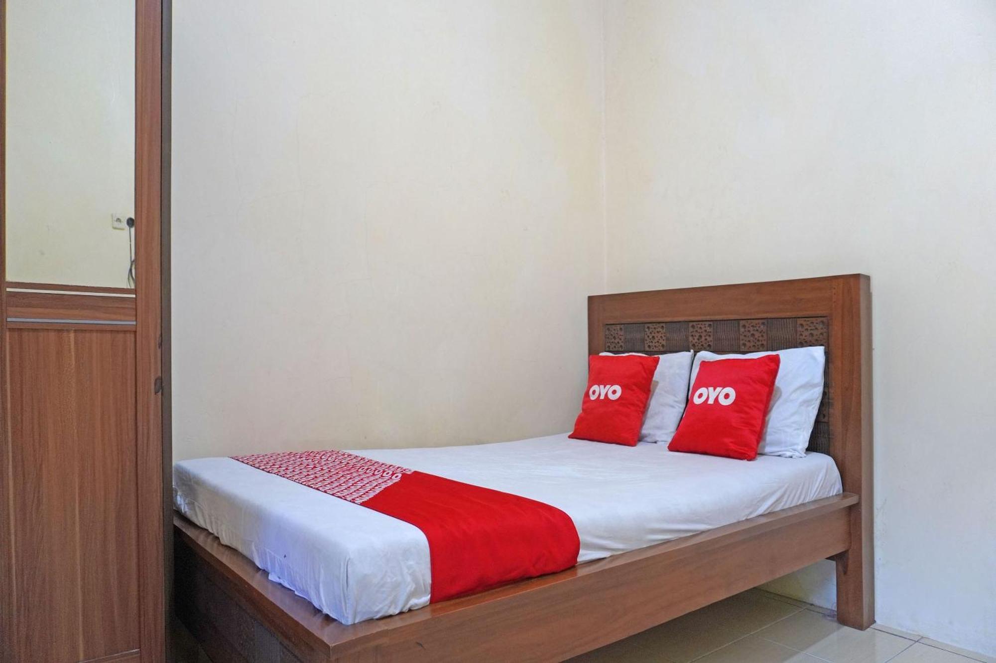 Oyo 91762 Green Home Stay Syariah Purwakarta Luaran gambar